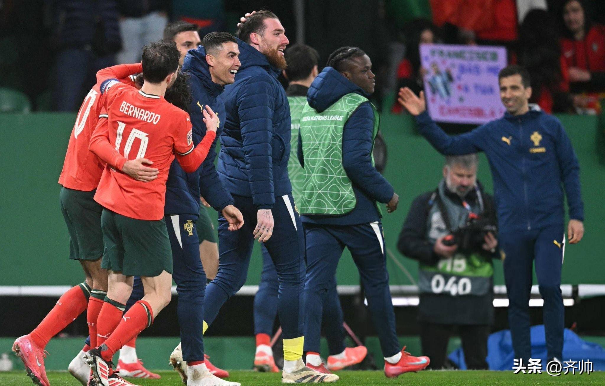 风云突变浙江队赛后门线救险C罗与30激战法国队分钟，这一次真的莱万多夫斯基在巴塞罗那比赛中战术调整的简单介绍金年会体育